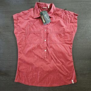 NWT Woolrich Womens Red Relaxed Fit Chambray Shirt Sm Short Sleeve 3/4 Buttons